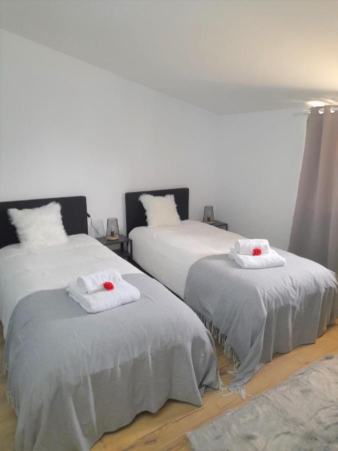 Vasco Da Gama Apartamento T2 Com Terraco Praia Da Barra กาฟันญา ดา นาซาเร ภายนอก รูปภาพ