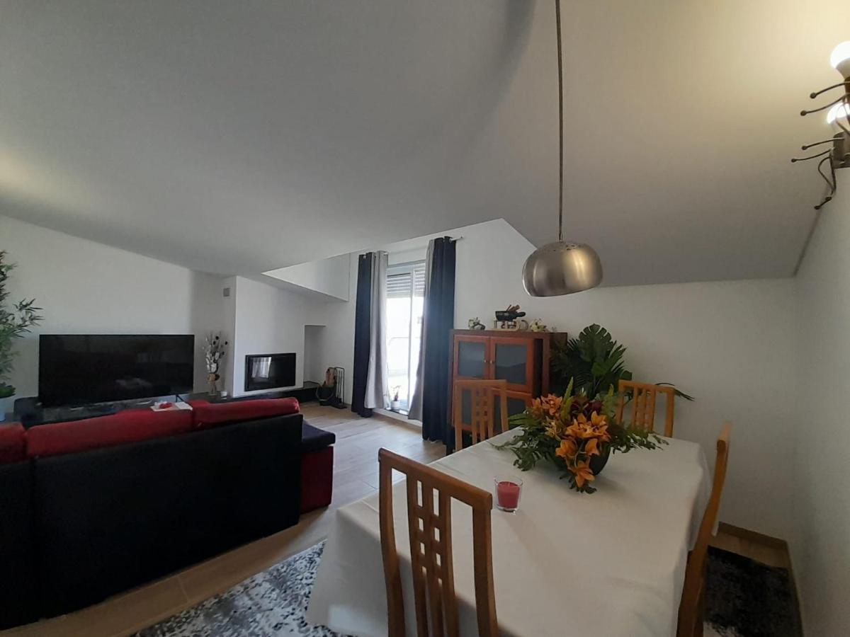 Vasco Da Gama Apartamento T2 Com Terraco Praia Da Barra กาฟันญา ดา นาซาเร ภายนอก รูปภาพ